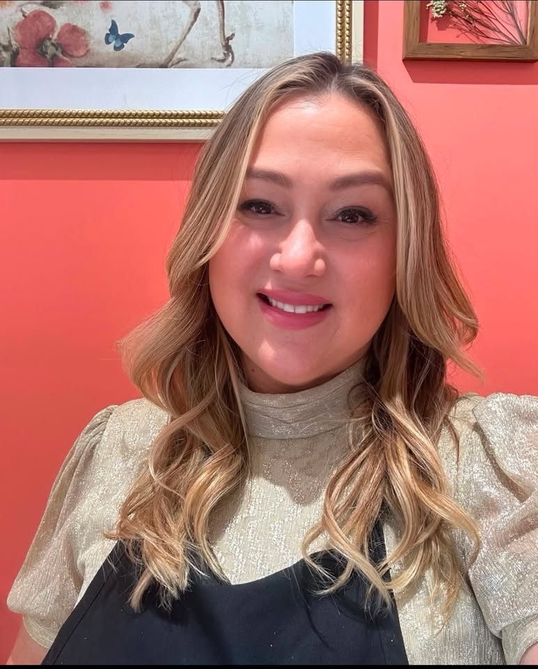 Portrait provided for Skincare by Della